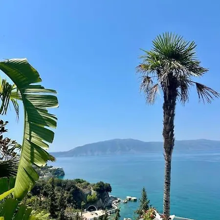 Paula's Vlorë